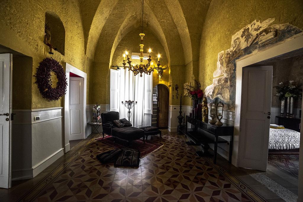 Bed and Breakfast Palazzo Delle Viole Ория Экстерьер фото